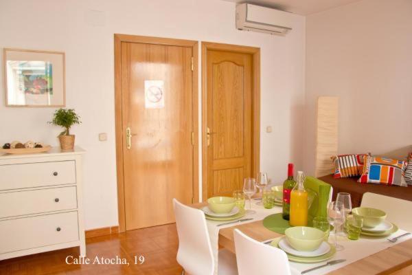 Apartamentos Madrid Bagian luar foto